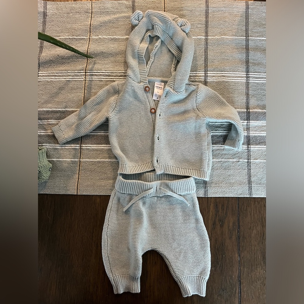 Knit baby outfits, gender neutral